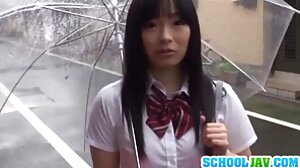 RealLatinaExposed - Luna Kodi가 섹시한 분위기를 연출하고 퍼뜨립니다.