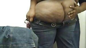 Abigail을 가르치는 Johnny는 클라이맥스에 자신을 가두고 있습니다.