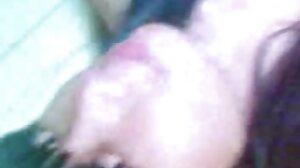 메이시 루나 골드는 잠에서 깨어나 침대에 누워 있는 자신을 발견했습니다...